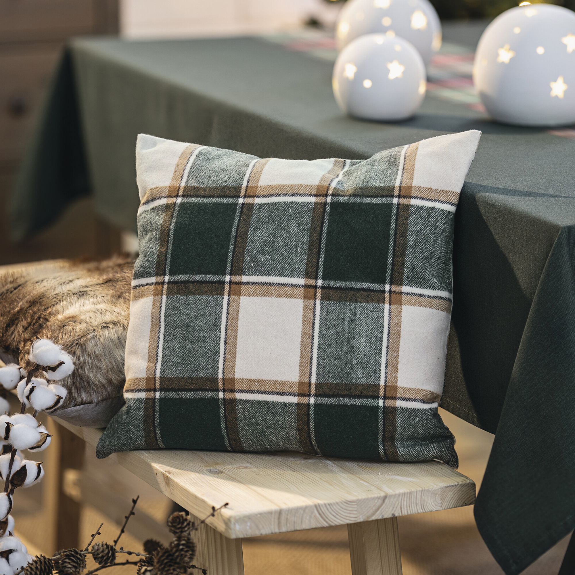 Kissenhülle "Scotia" im Frank Flechtwaren Online Shop für Weihnachten kaufen Kissenhülle "Scotia" im Frank Flechtwaren Online Shop für Weihnachten kaufen