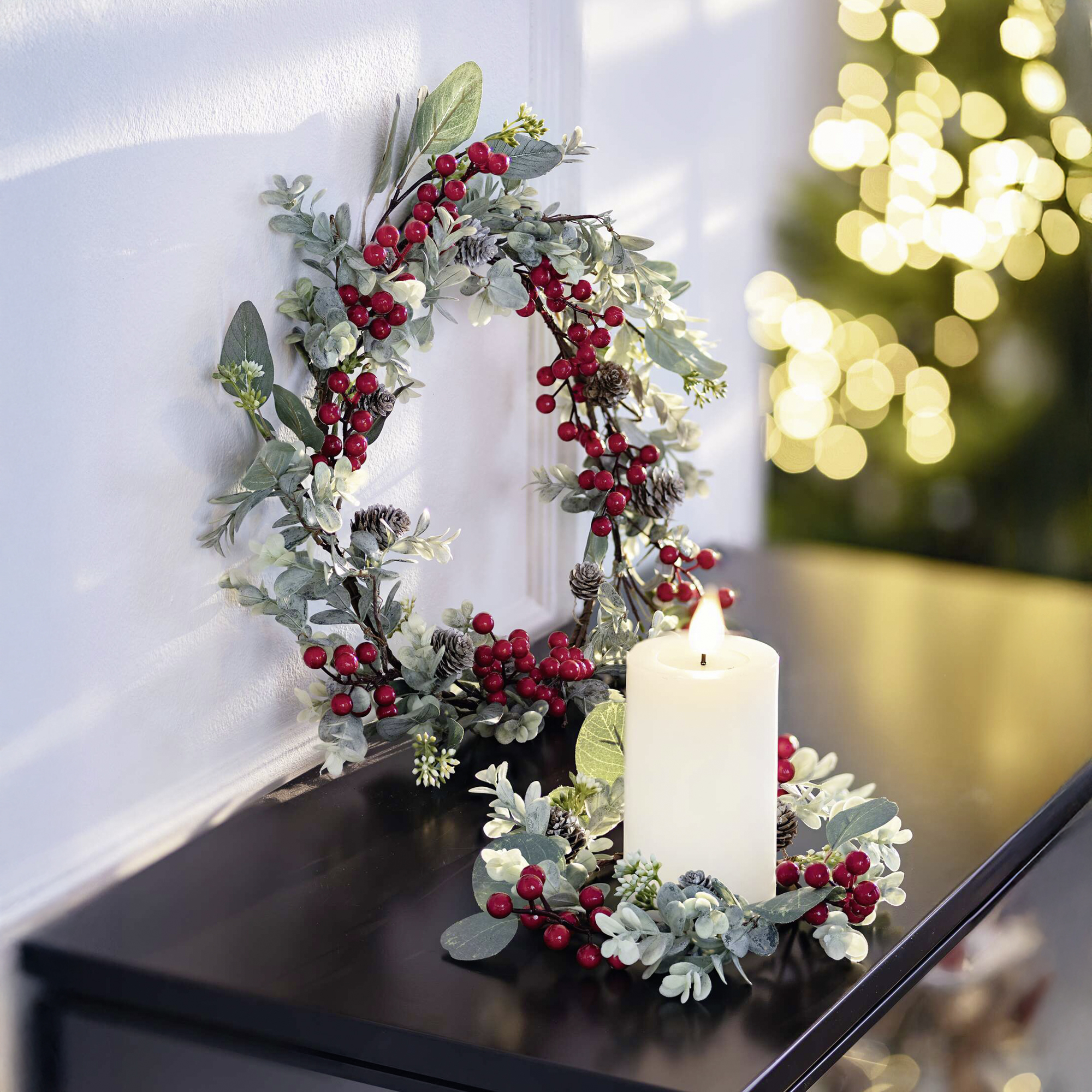 Kranz "Rote Beeren", klein im Frank Flechtwaren Online Shop für Weihnachten kaufen Kranz "Rote Beeren", klein im Frank Flechtwaren Online Shop für Weihnachten kaufen