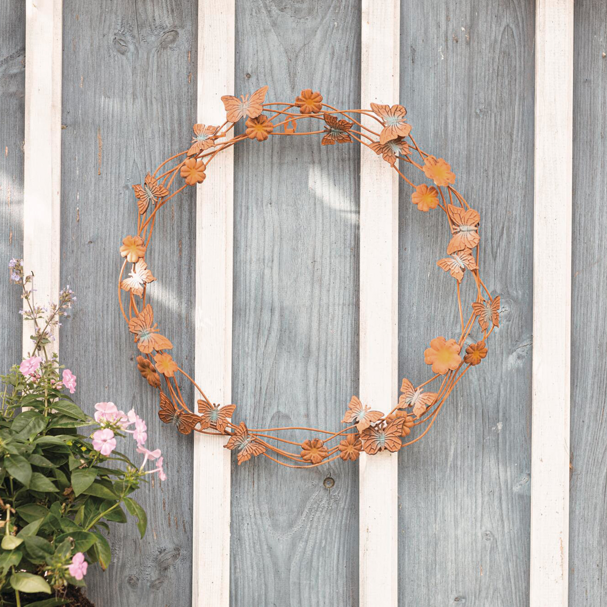 Rostkranz "Blumen und Schmetterlinge"  im Frank Flechtwaren Online Shop für Gerade eingetroffen kaufen