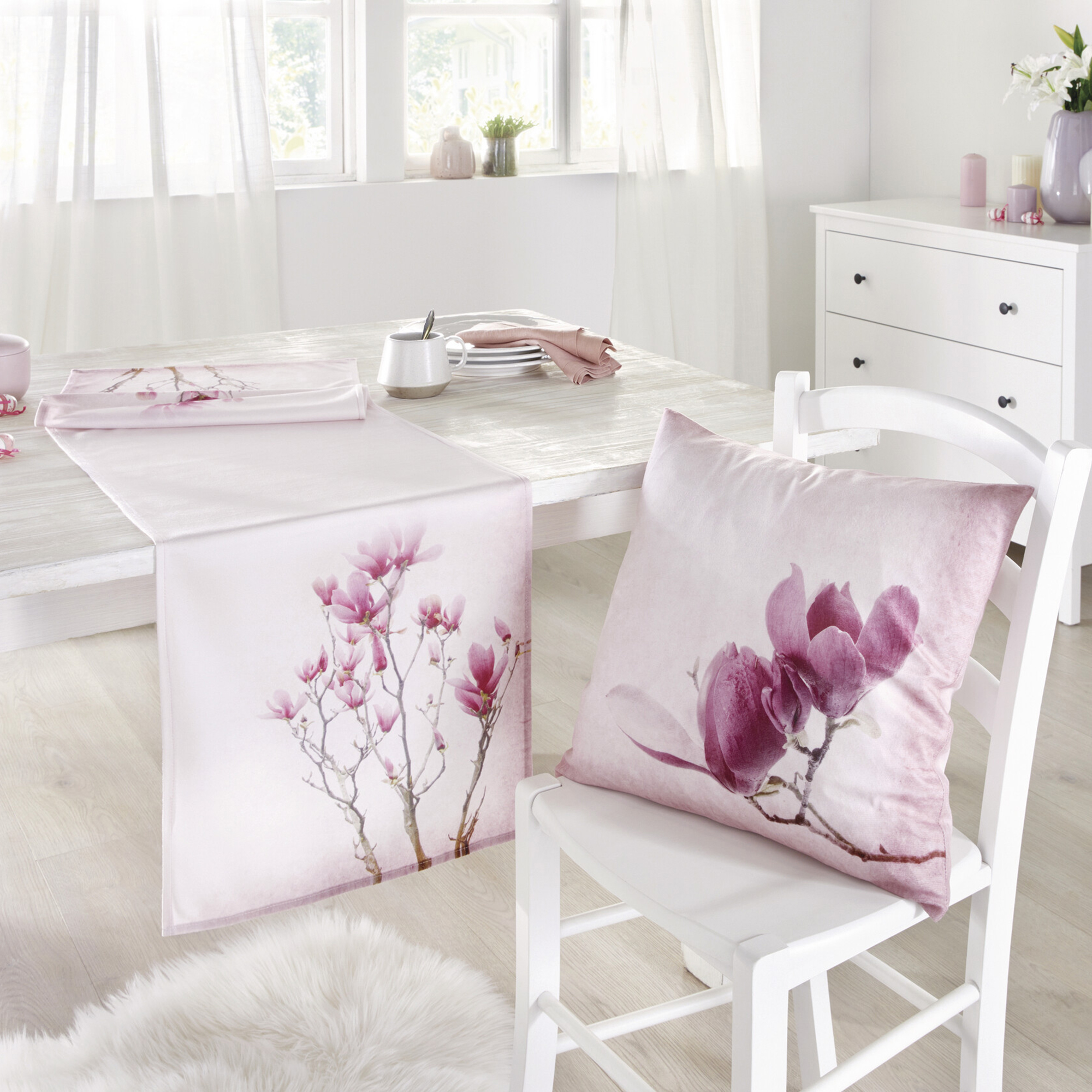 Tischläufer "Tulpenmagnolie"  im Frank Flechtwaren Online Shop kaufen