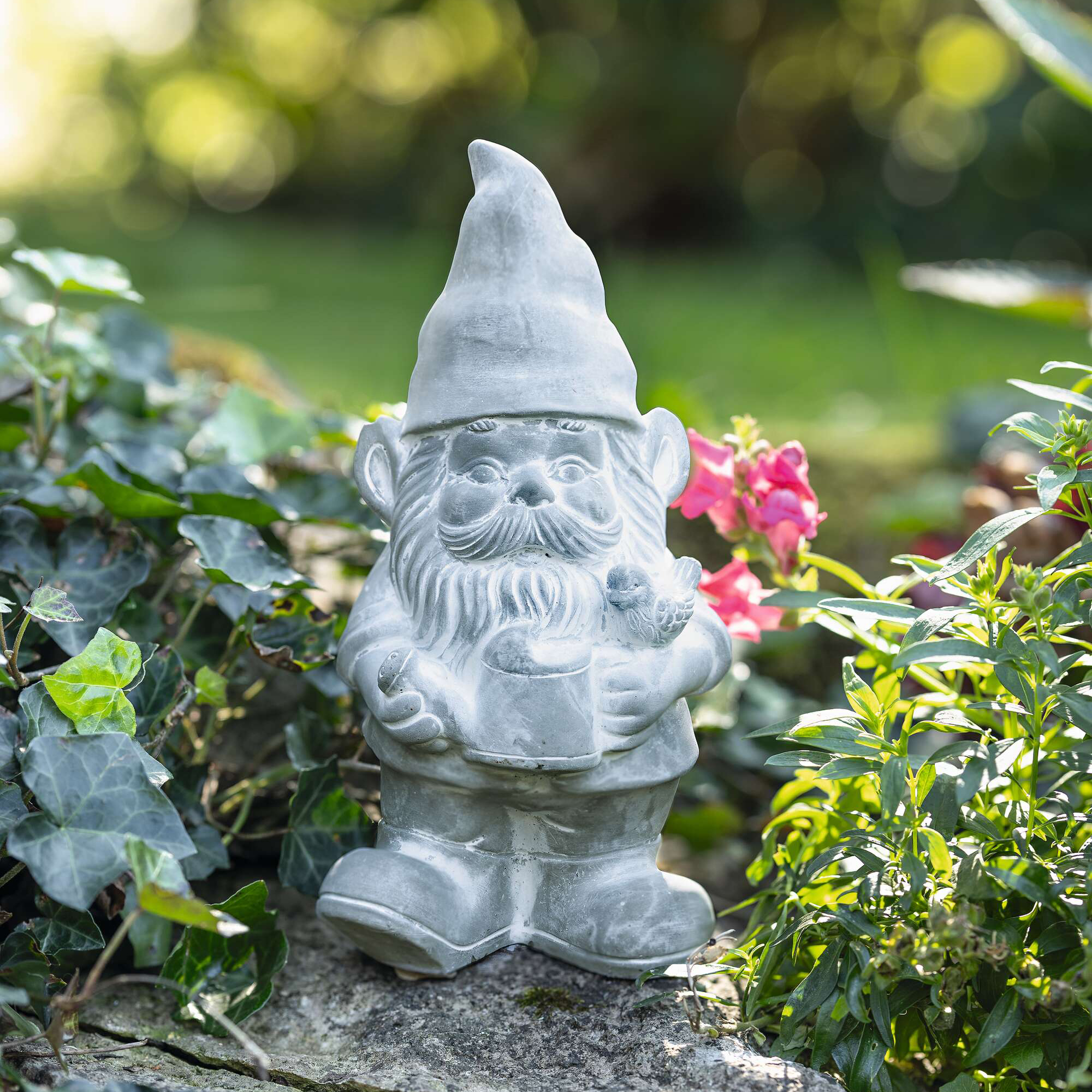 Gartenwichtel "Zement"  im Frank Flechtwaren Online Shop kaufen