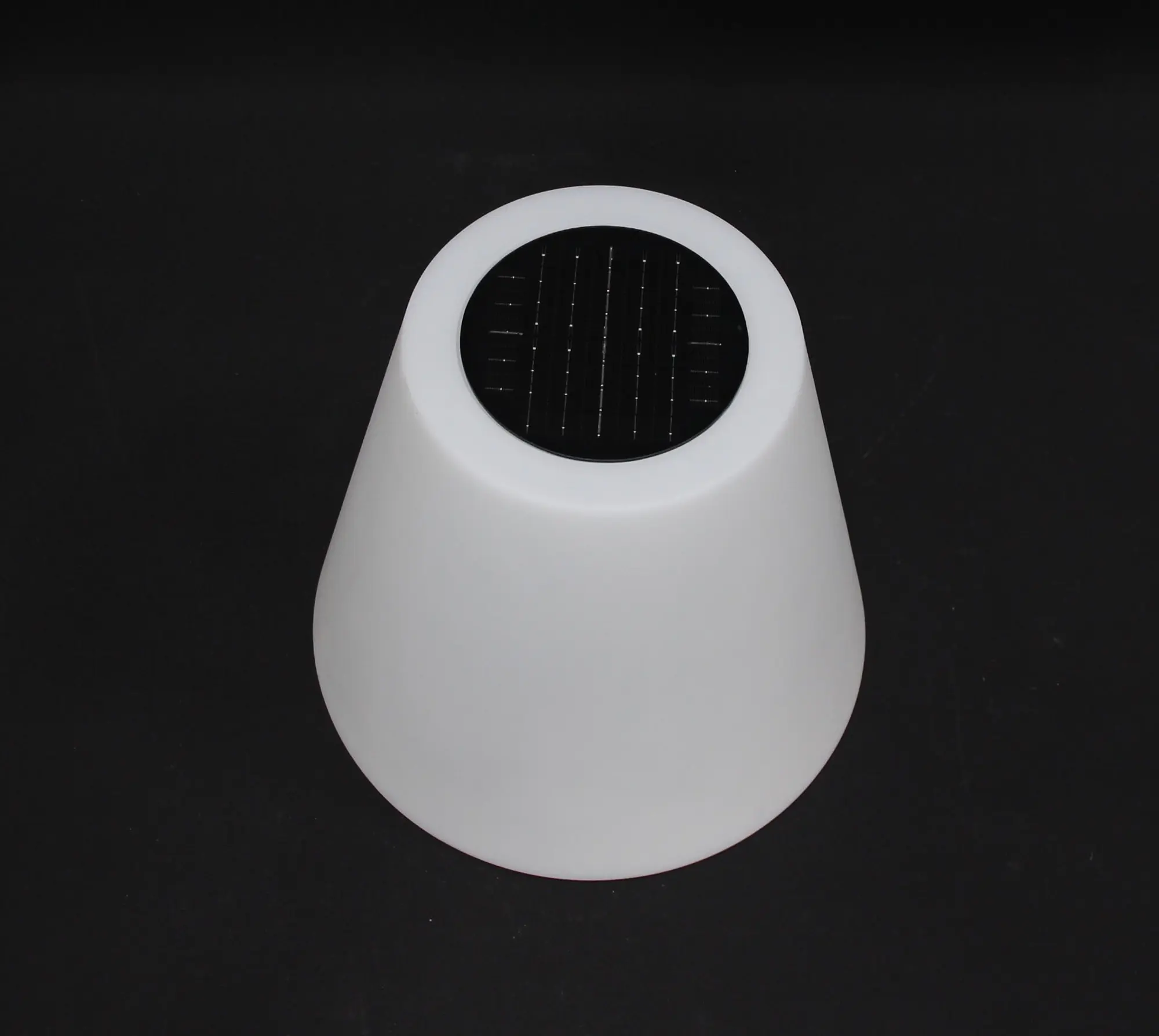 LED-Solar-Stehlampe "Outdoor" im Frank Flechtwaren Online Shop für Gartenbeleuchtung kaufen LED-Solar-Stehlampe "Outdoor" im Frank Flechtwaren Online Shop für Gartenbeleuchtung kaufen