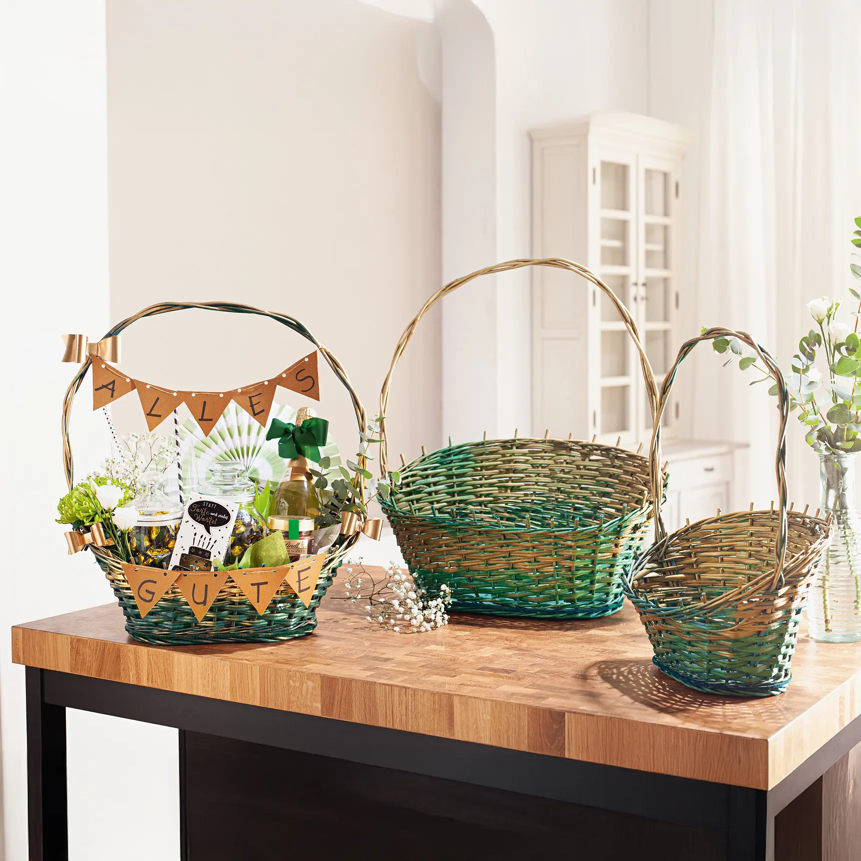Präsentkorb "Grün/Gold"  im Frank Flechtwaren Online Shop kaufen