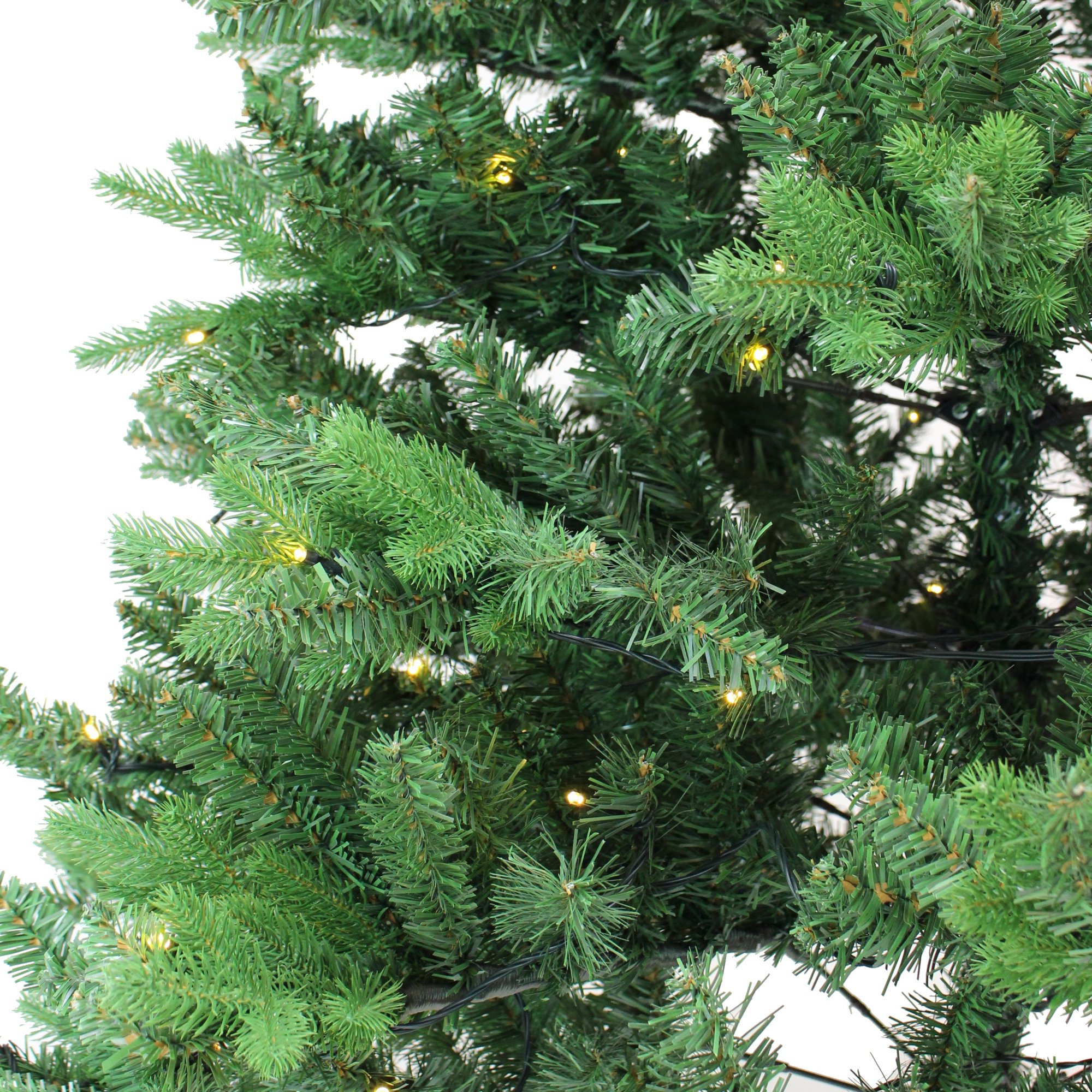 Tannenbaum mit Lichterkette im Frank Flechtwaren Online Shop für Weihnachten kaufen Tannenbaum mit Lichterkette im Frank Flechtwaren Online Shop für Weihnachten kaufen