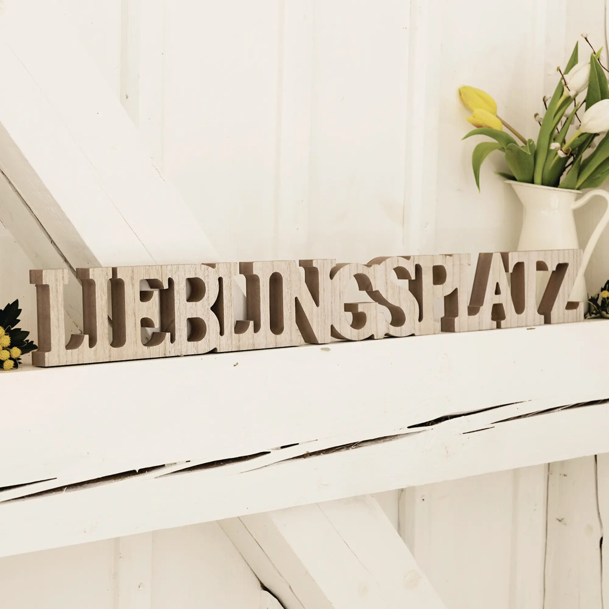 Schriftzug "Lieblingsplatz" im Frank Flechtwaren Online Shop für Ostern kaufen Schriftzug "Lieblingsplatz" im Frank Flechtwaren Online Shop für Ostern kaufen