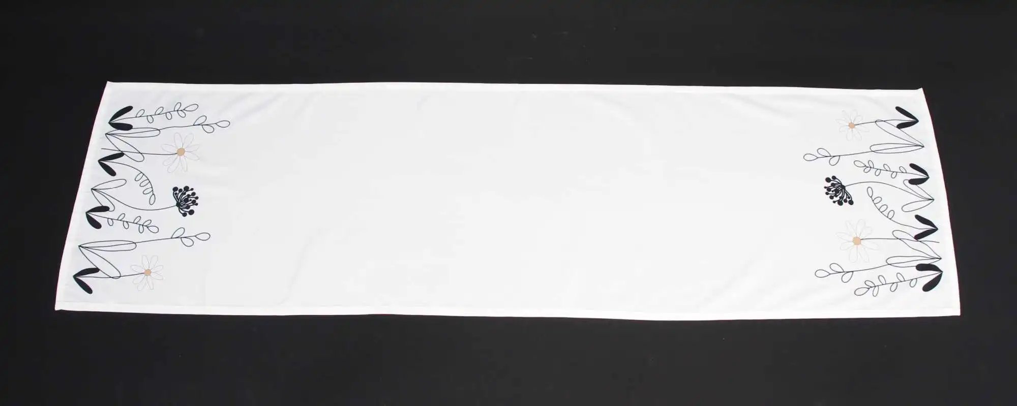 Tischläufer "Blümchenwiese"  im Frank Flechtwaren Online Shop für Ostern kaufen