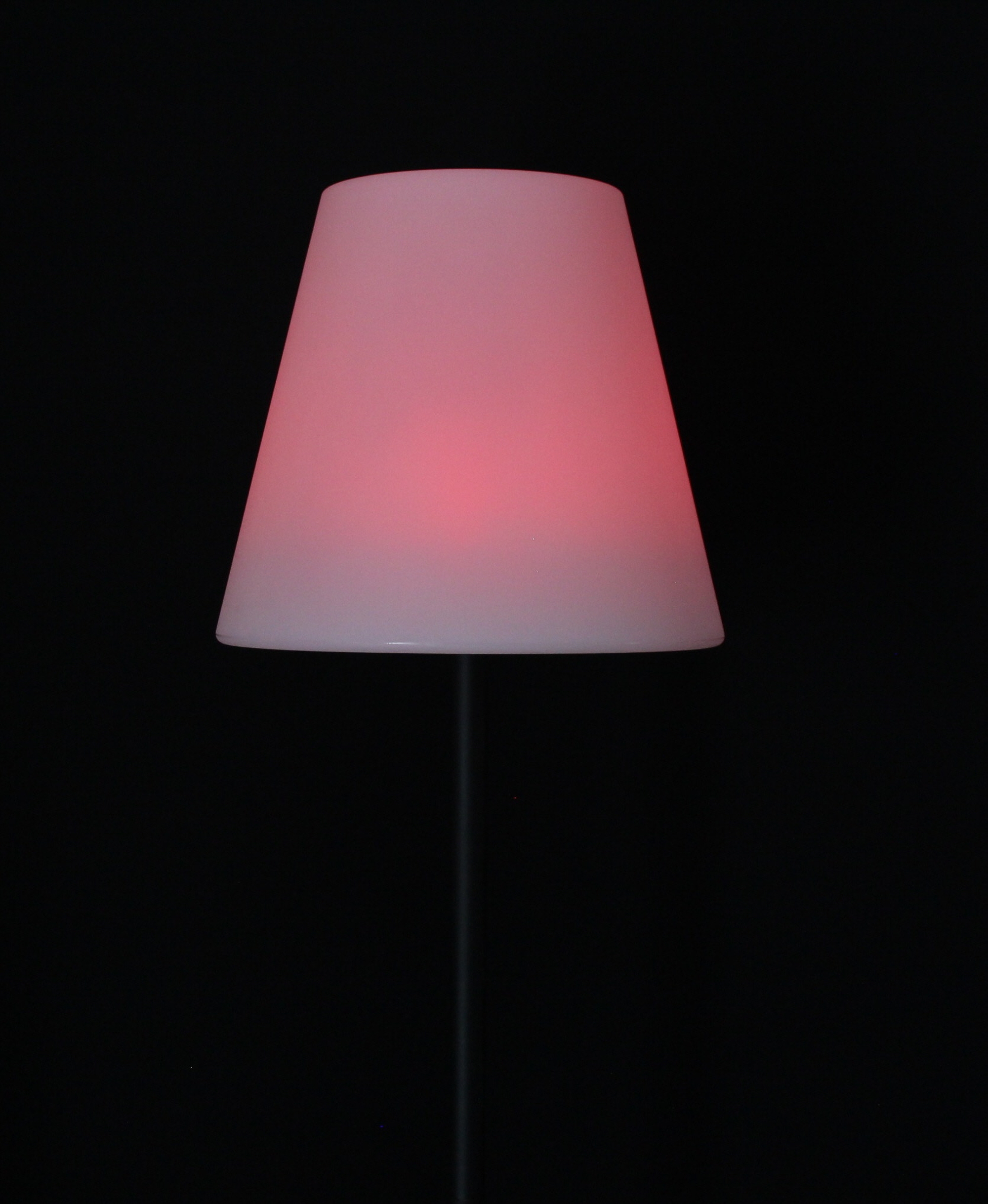 LED-Solar-Stehlampe "Outdoor" im Frank Flechtwaren Online Shop für LED-Lampen kaufen LED-Solar-Stehlampe "Outdoor" im Frank Flechtwaren Online Shop für LED-Lampen kaufen
