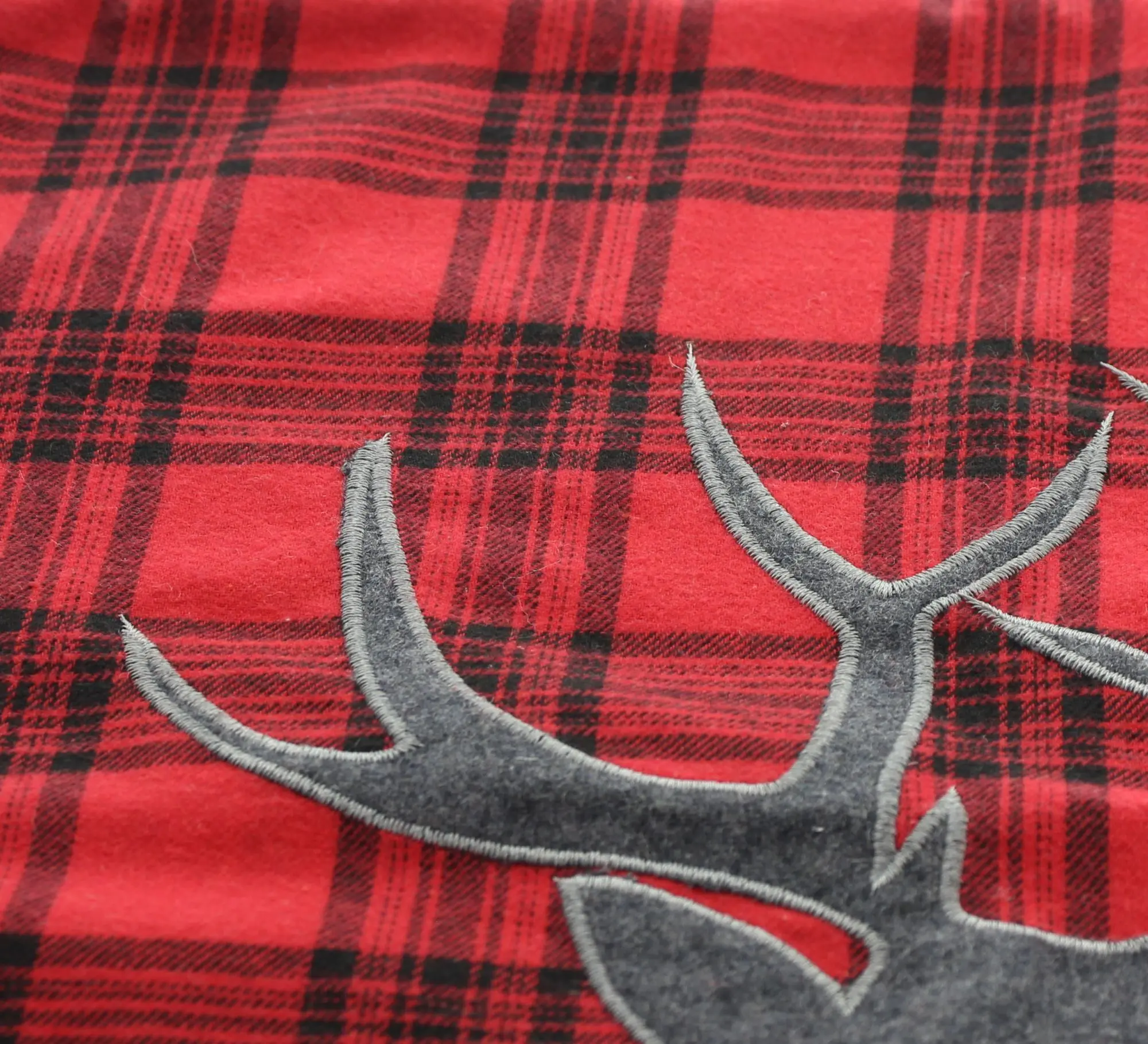 Kissenhülle "Hirsch-Karo" im Frank Flechtwaren Online Shop für Herbst kaufen Kissenhülle "Hirsch-Karo" im Frank Flechtwaren Online Shop für Herbst kaufen