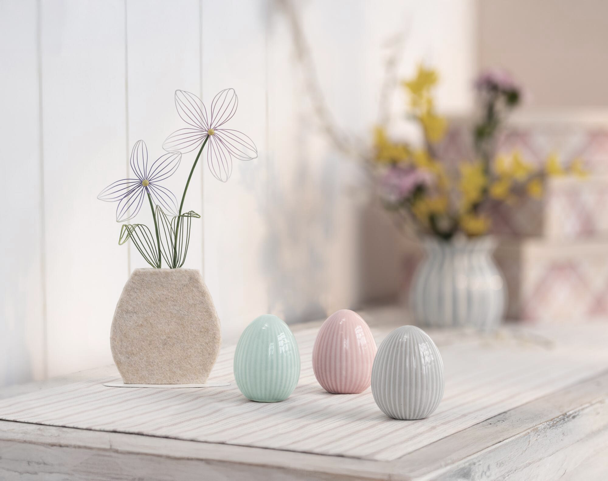 Metalldeko "Vase mit Blumen"  im Frank Flechtwaren Online Shop für Gerade eingetroffen kaufen