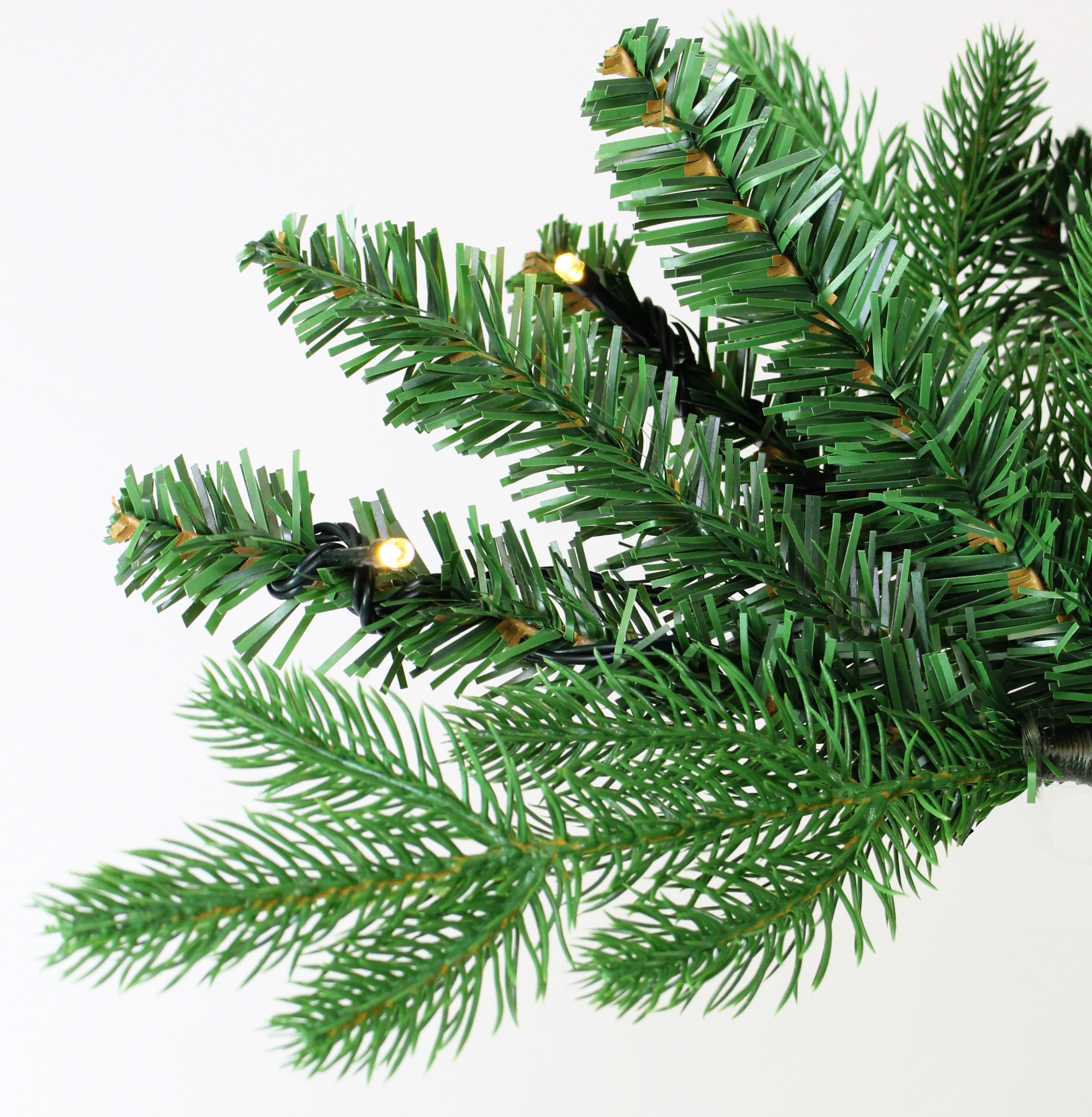Tannenbaum mit Lichterkette im Frank Flechtwaren Online Shop für Weihnachten kaufen Tannenbaum mit Lichterkette im Frank Flechtwaren Online Shop für Weihnachten kaufen
