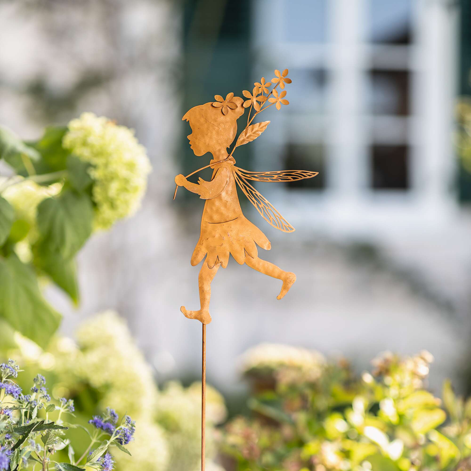 Acheter Pic de jardin " fée avec fleur"  dans la boutique en ligne de Frank Flechtwaren