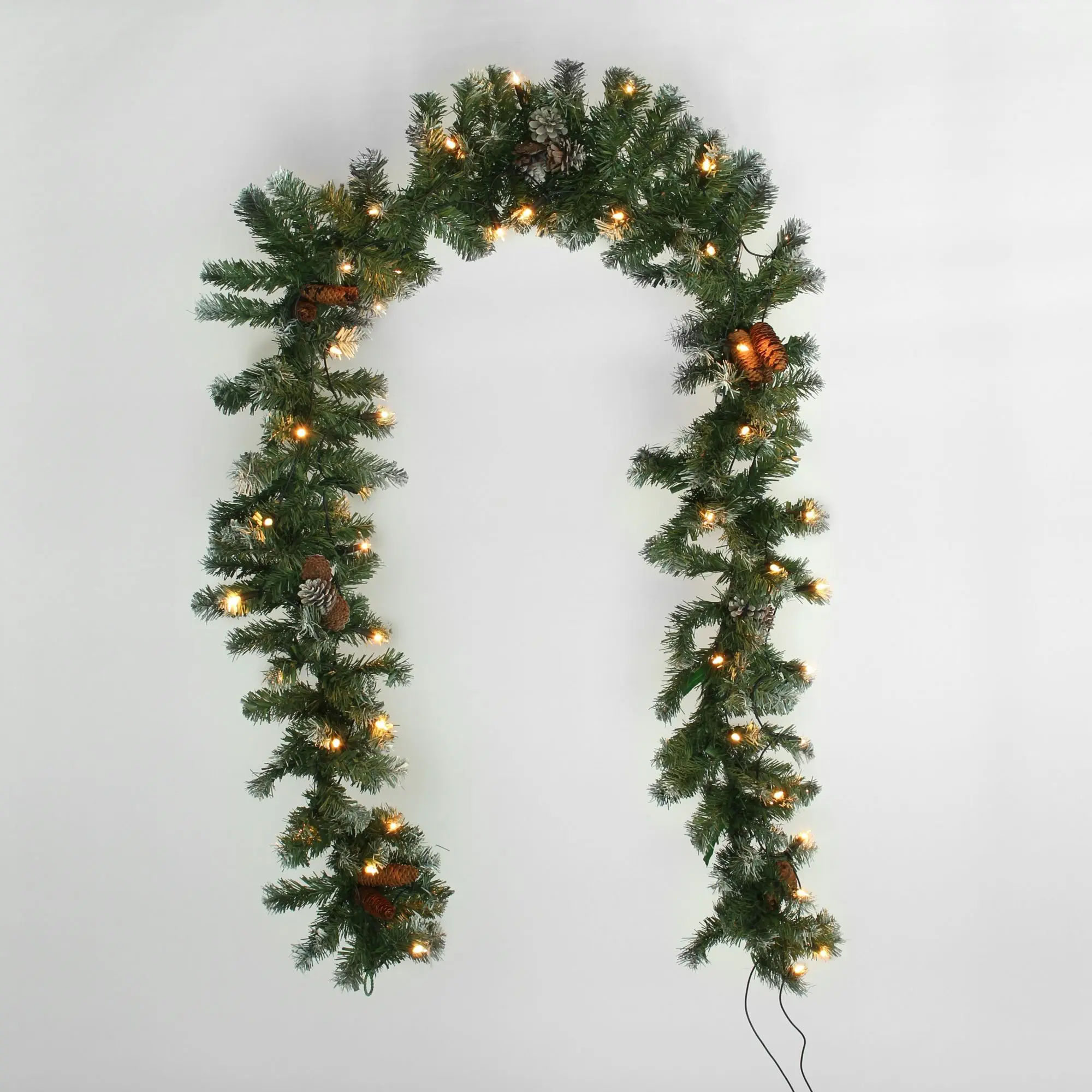 LED-Tannengirlande "Winterwald" im Frank Flechtwaren Online Shop für Girlanden kaufen LED-Tannengirlande "Winterwald" im Frank Flechtwaren Online Shop für Girlanden kaufen