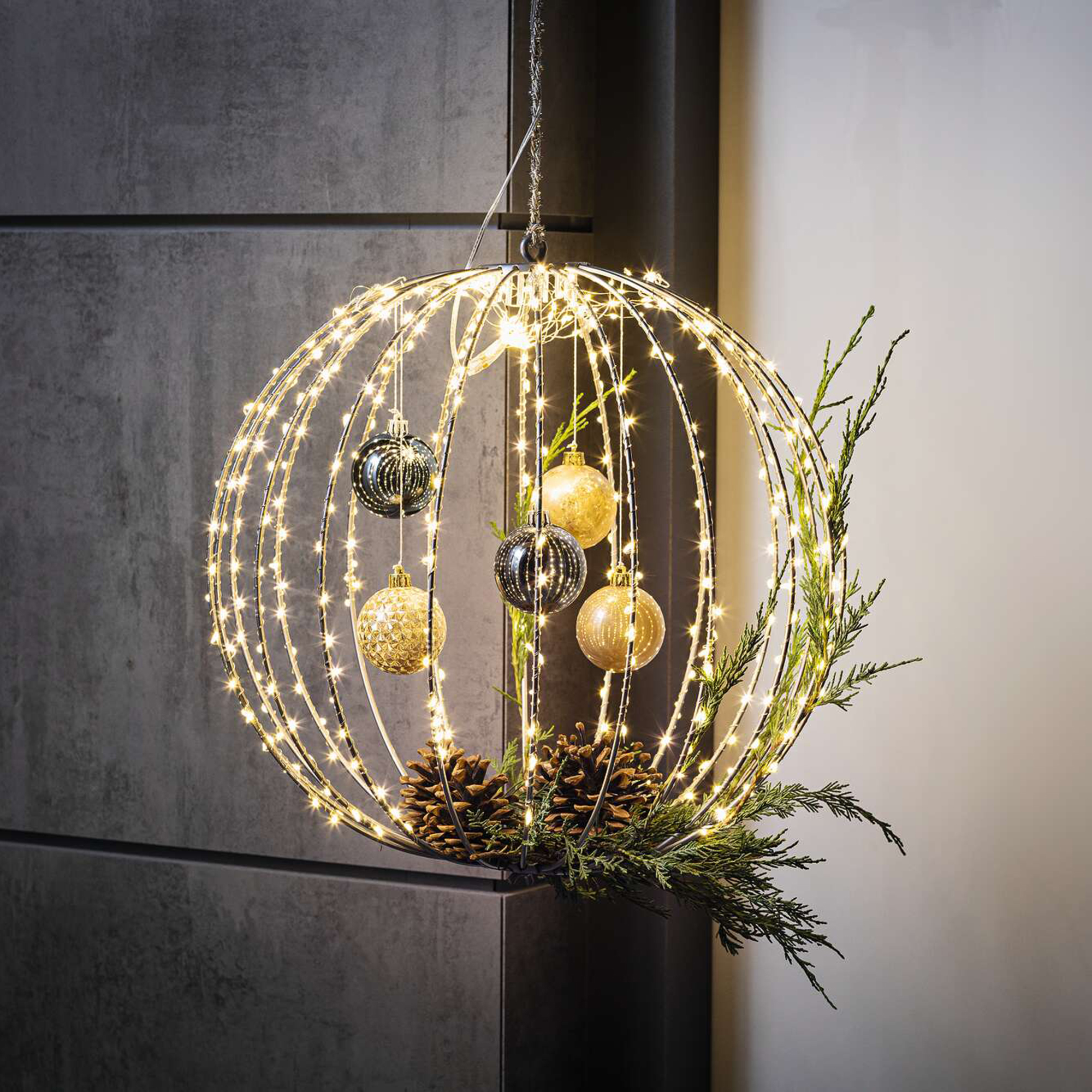 LED-Kugel "Shine", groß im Frank Flechtwaren Online Shop für Gartenbeleuchtung kaufen LED-Kugel "Shine", groß im Frank Flechtwaren Online Shop für Gartenbeleuchtung kaufen