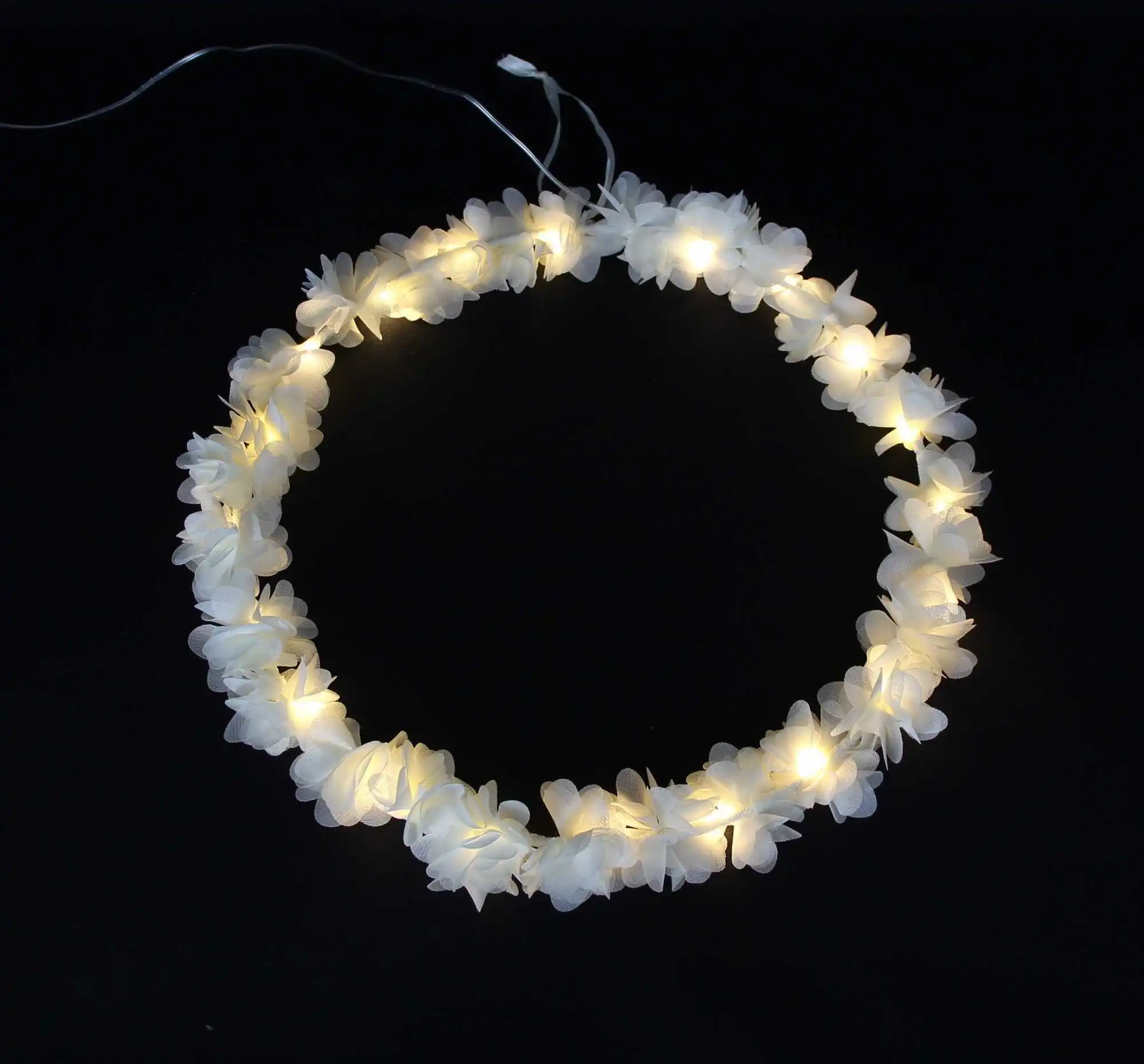 LED-Hänger "Blütenring" im Frank Flechtwaren Online Shop für Ostern kaufen LED-Hänger "Blütenring" im Frank Flechtwaren Online Shop für Ostern kaufen