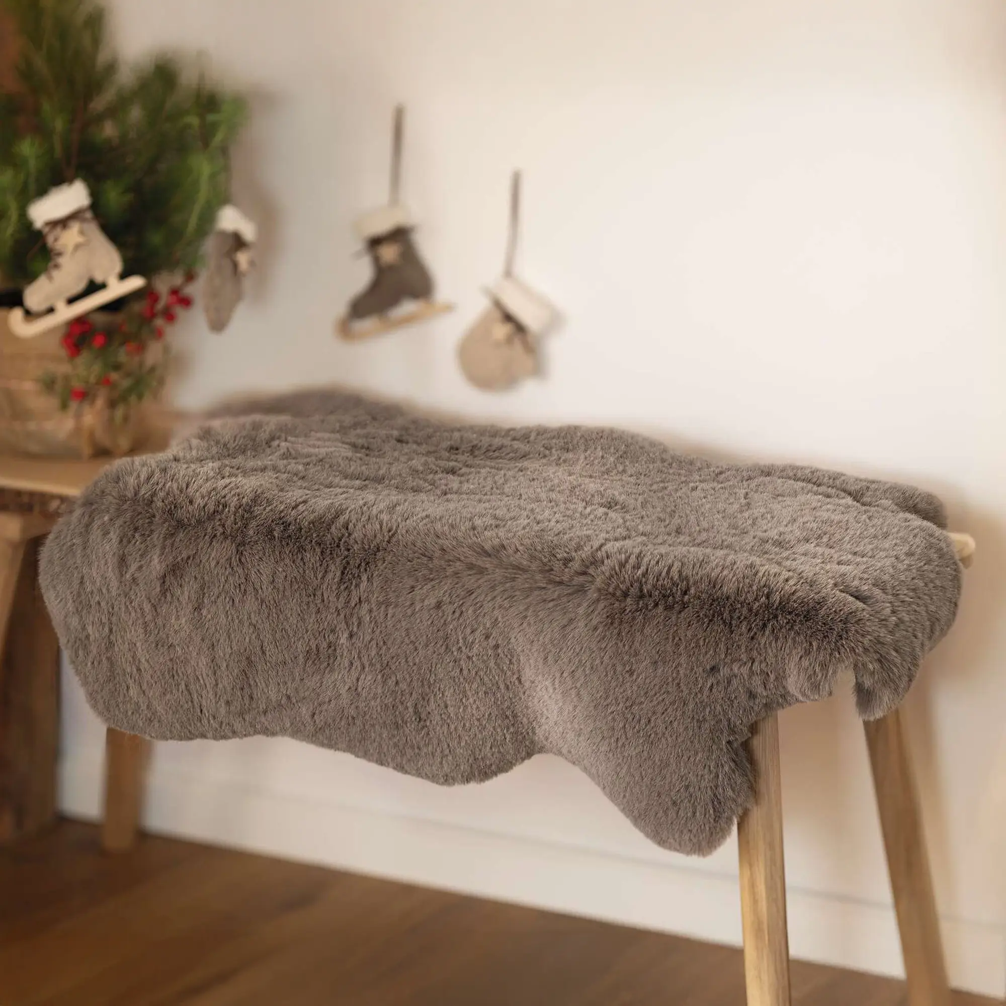 Kunstfell "Taupe"  im Frank Flechtwaren Online Shop kaufen