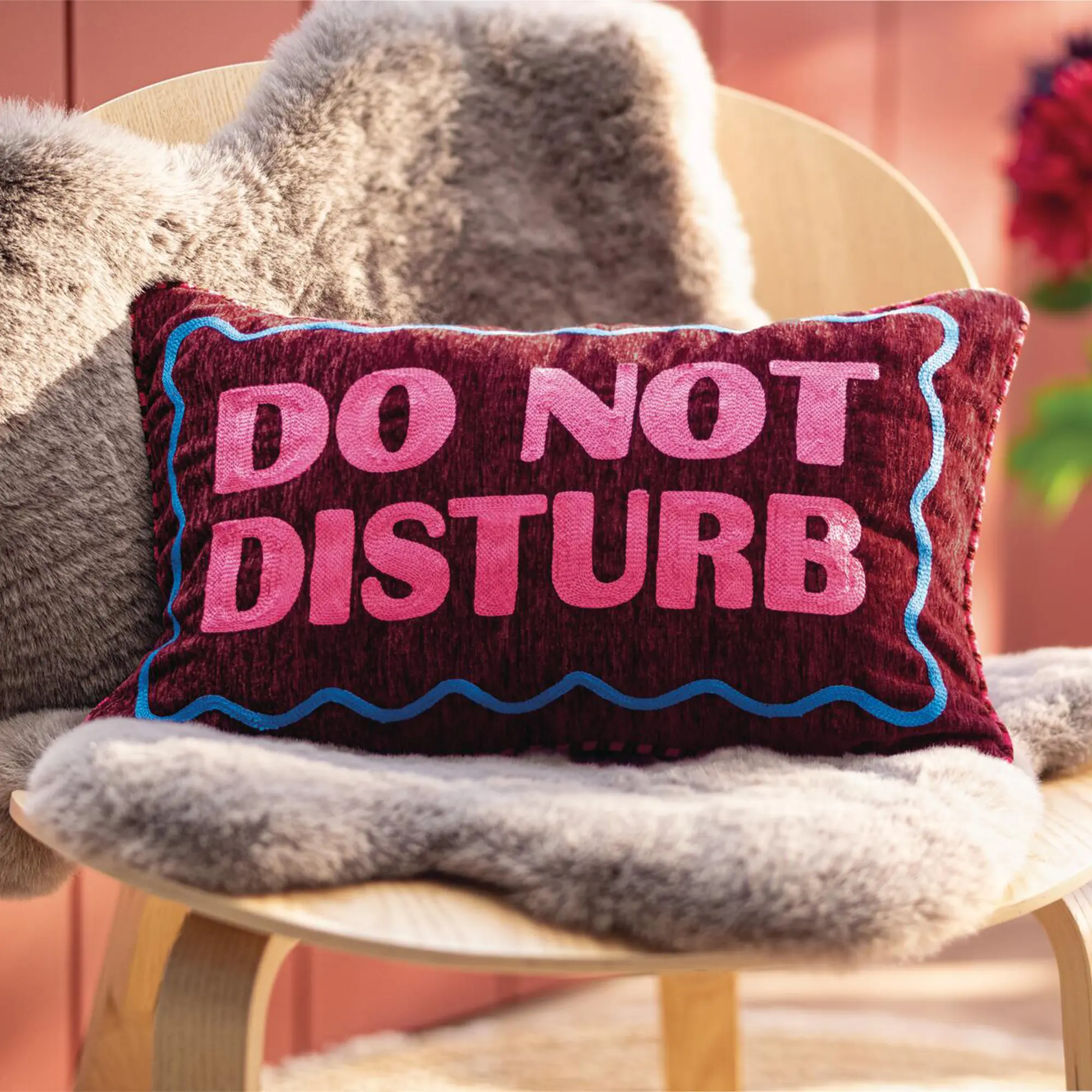 Kissenhülle "Do not disturb"  im Frank Flechtwaren Online Shop kaufen