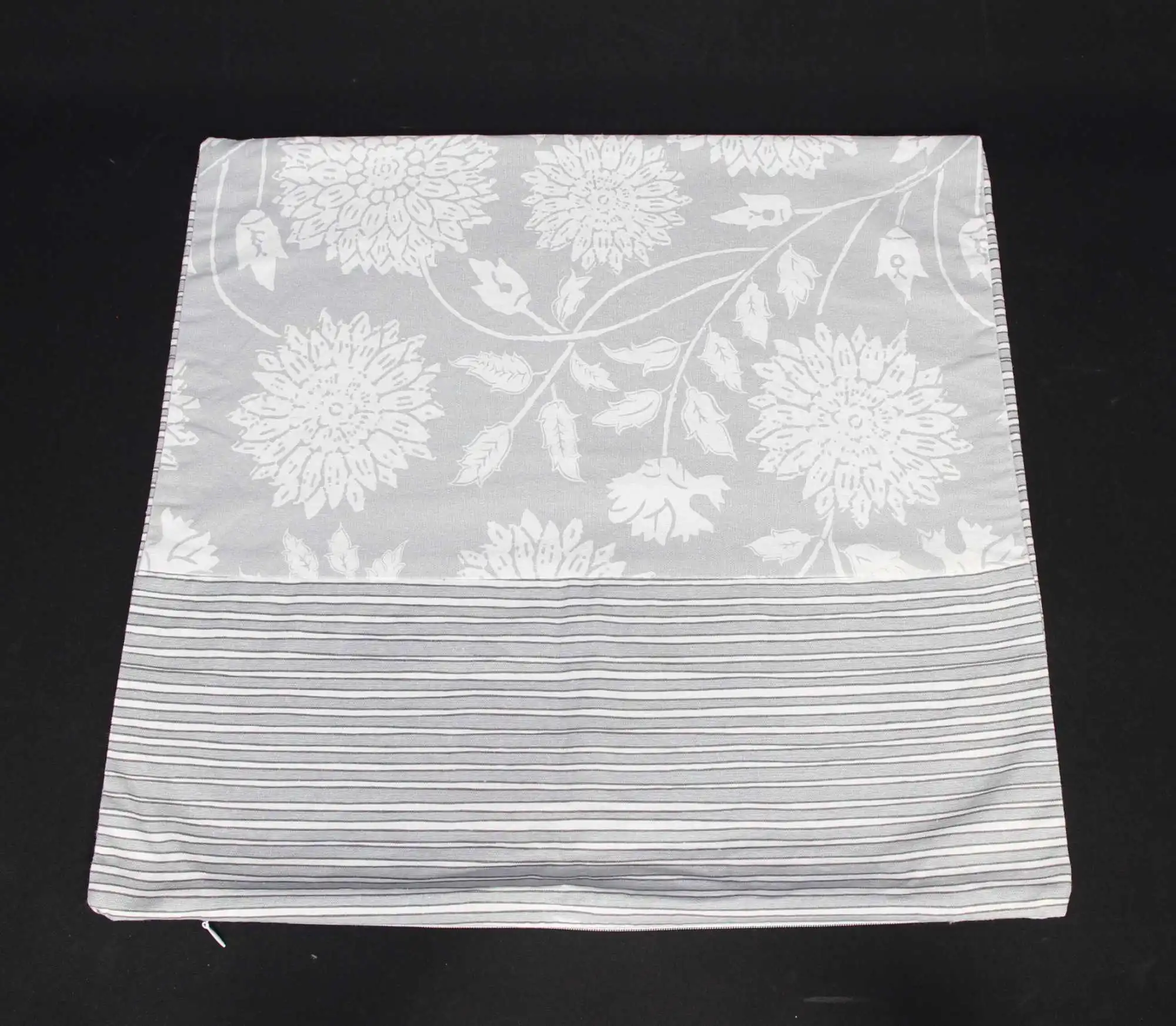Kissenhülle "Flora" im Frank Flechtwaren Online Shop für Kissenhüllen kaufen Kissenhülle "Flora" im Frank Flechtwaren Online Shop für Kissenhüllen kaufen