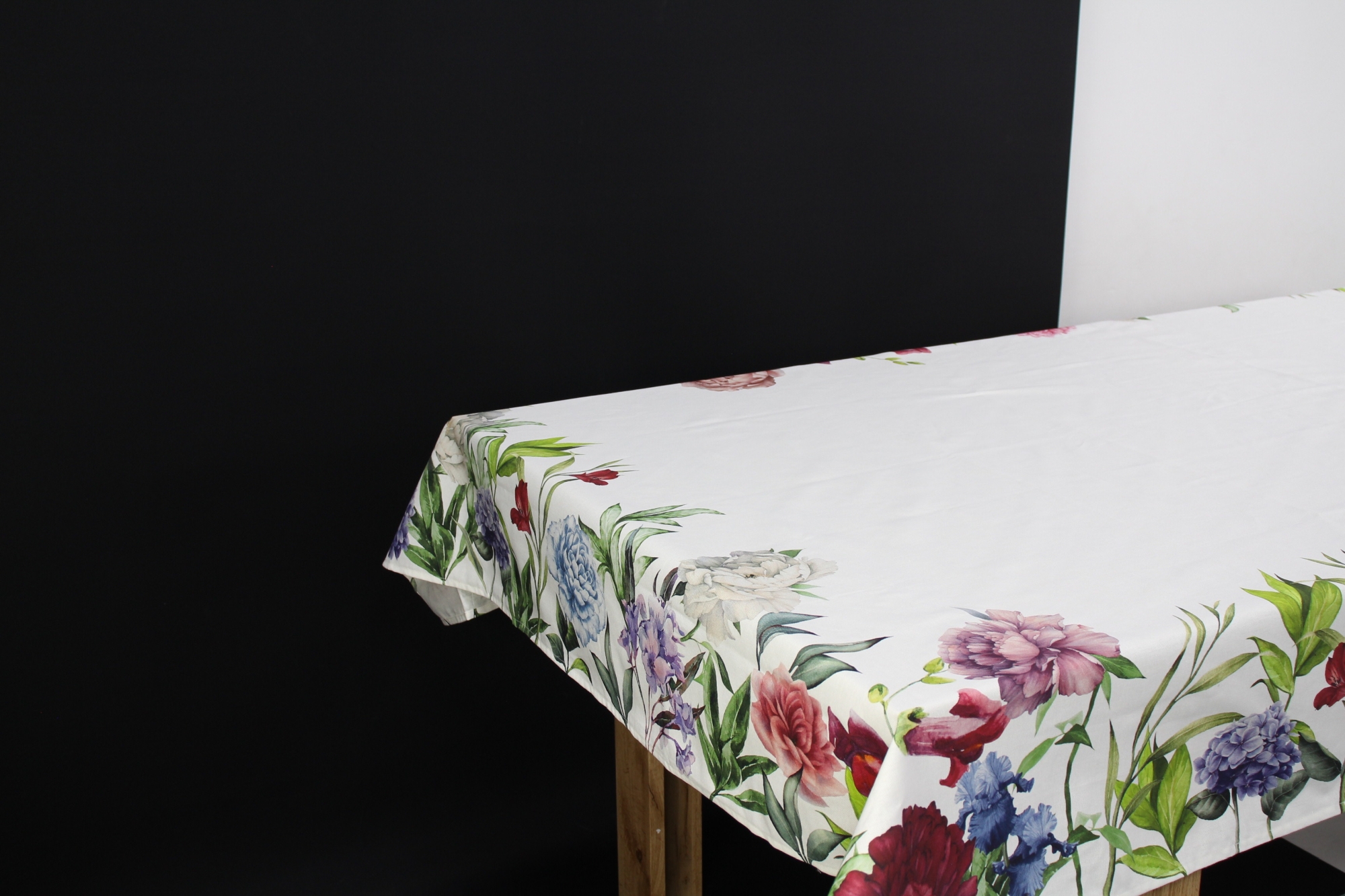 Tafeldecke "Blumenwiese" im Frank Flechtwaren Online Shop für Tafeldecken kaufen Tafeldecke "Blumenwiese" im Frank Flechtwaren Online Shop für Tafeldecken kaufen