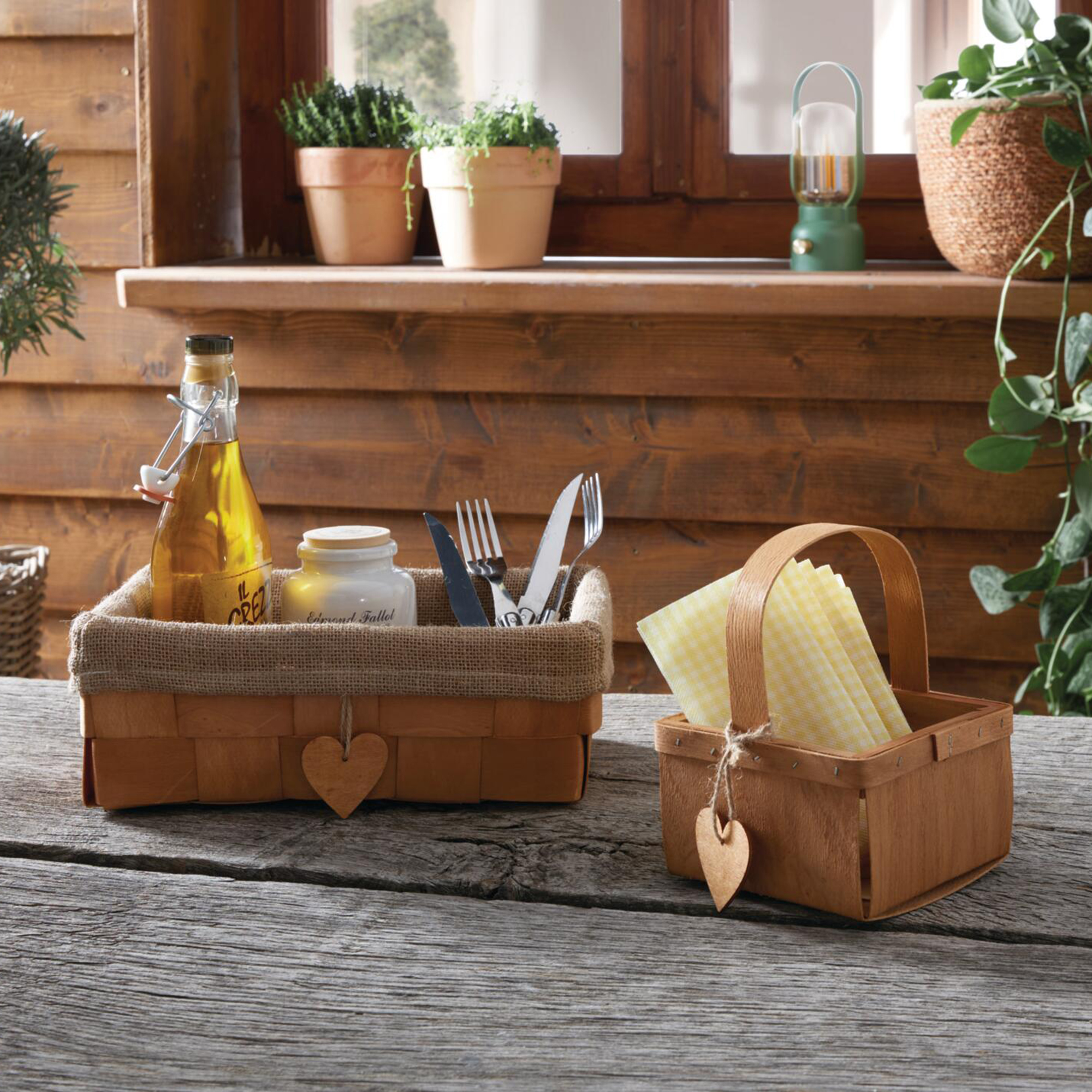 Bügelkorb "Herzchen", klein  im Frank Flechtwaren Online Shop für Spankörbe kaufen