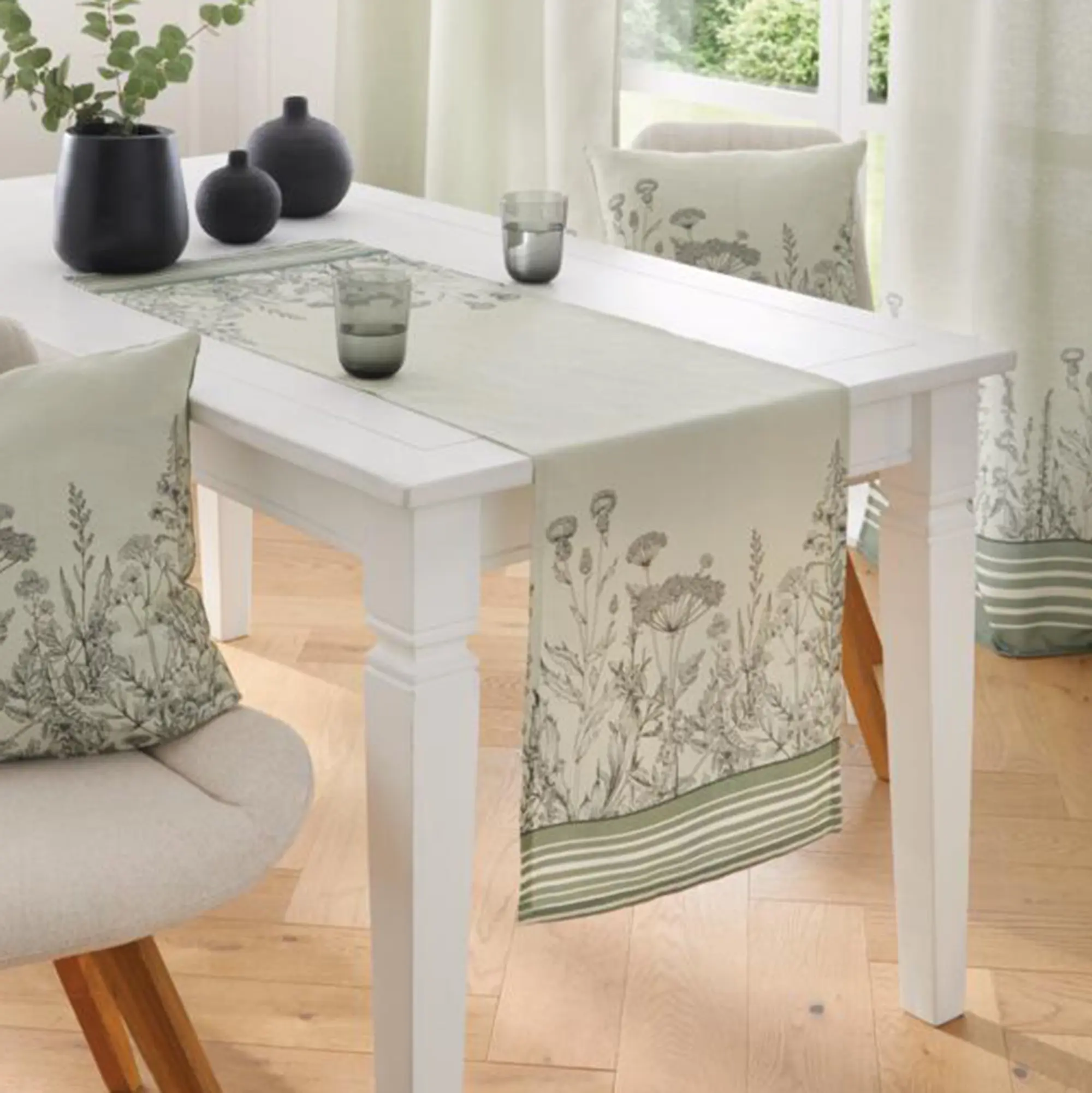 Tischläufer "Wiesenblumen"  im Frank Flechtwaren Online Shop kaufen