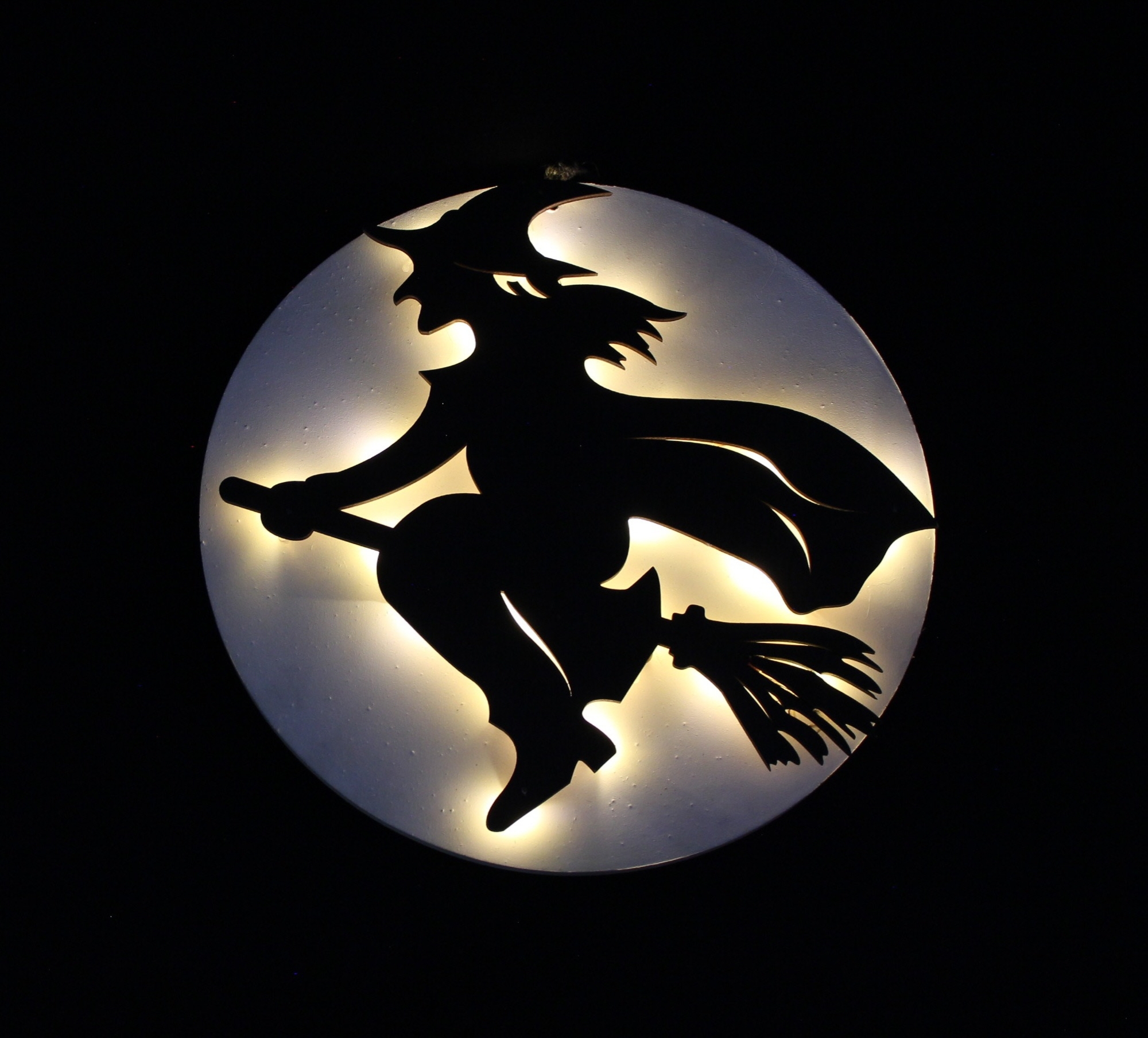 LED-Hänger "Hexenflug" im Frank Flechtwaren Online Shop für Herbst kaufen LED-Hänger "Hexenflug" im Frank Flechtwaren Online Shop für Herbst kaufen