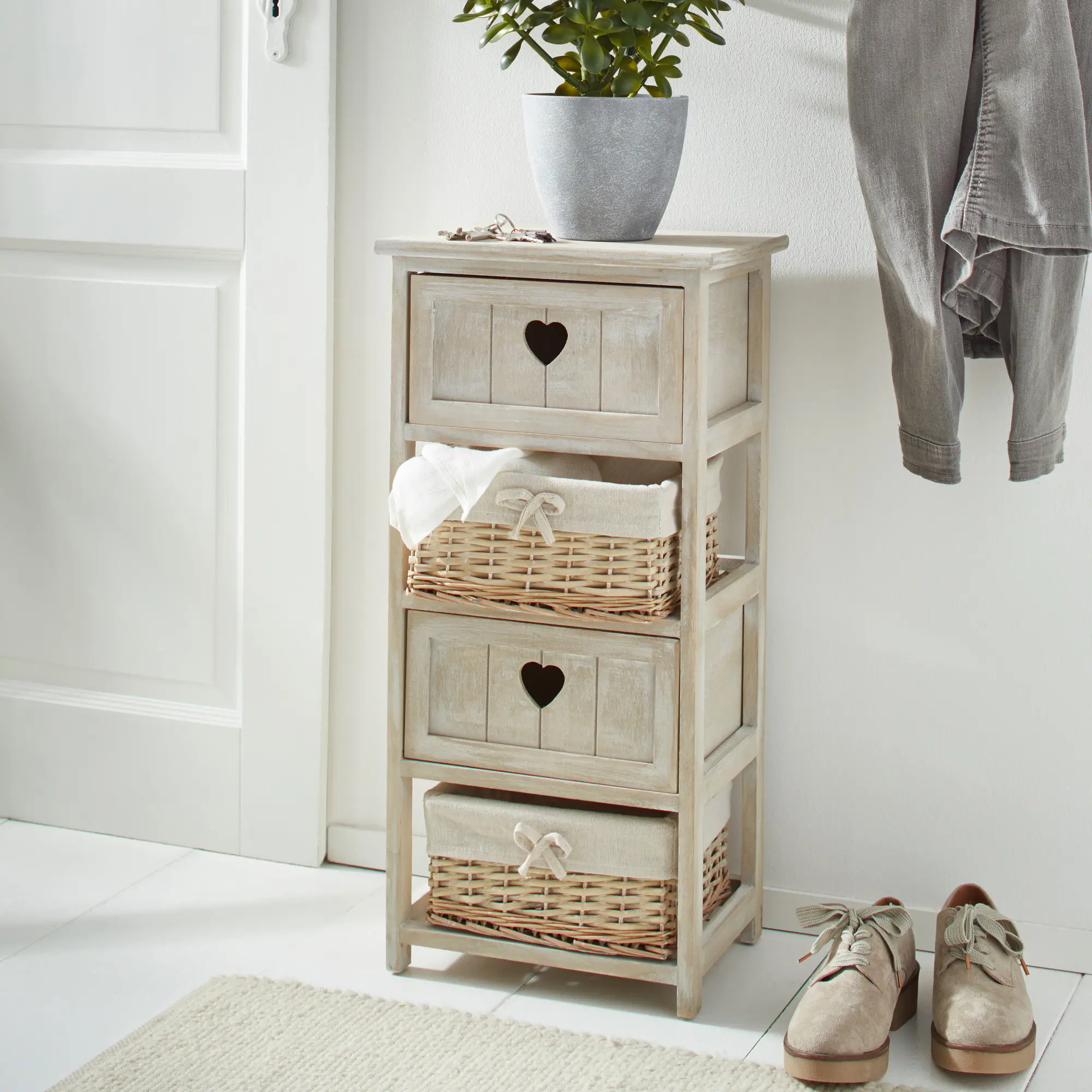 Kommode "Landhaus" im Frank Flechtwaren Online Shop für Wohnzimmer kaufen Kommode "Landhaus" im Frank Flechtwaren Online Shop für Wohnzimmer kaufen