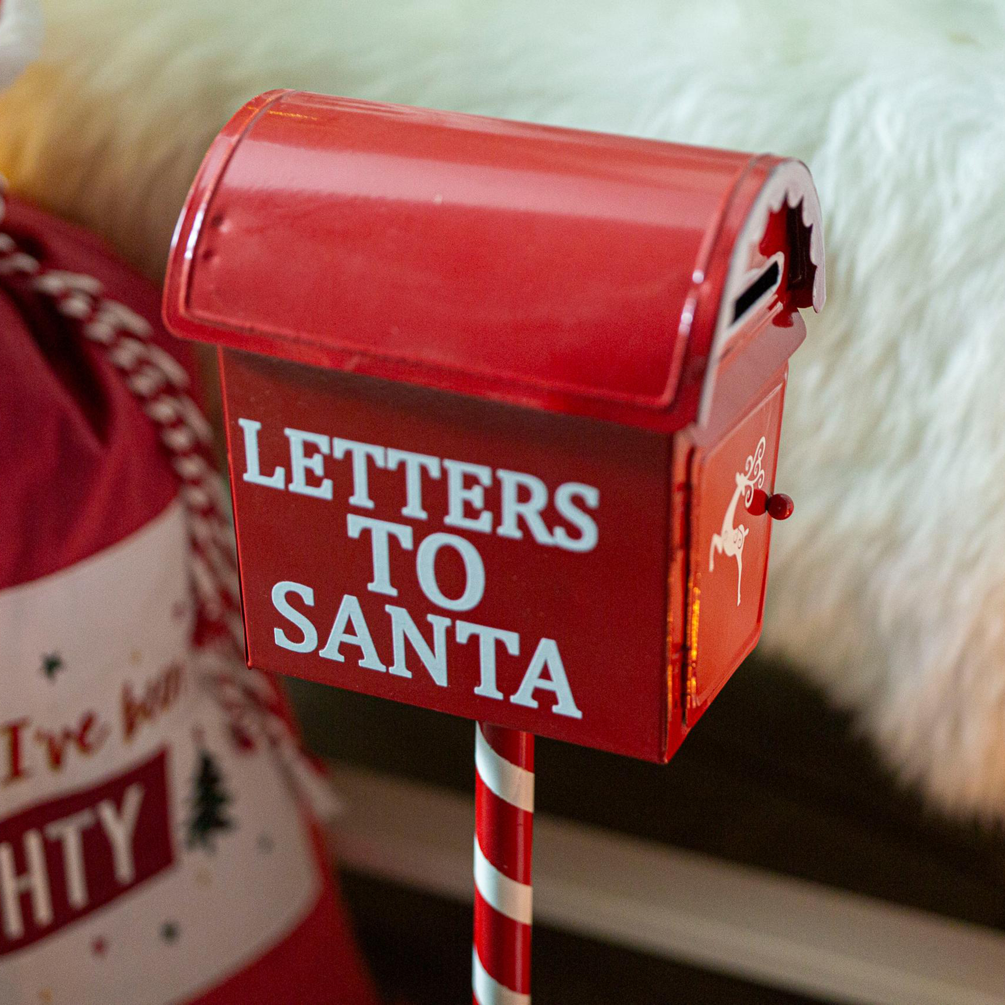 Deko-Briefkasten "Letters to Santa"  im Frank Flechtwaren Online Shop für Weihnachtliche Dekofiguren kaufen
