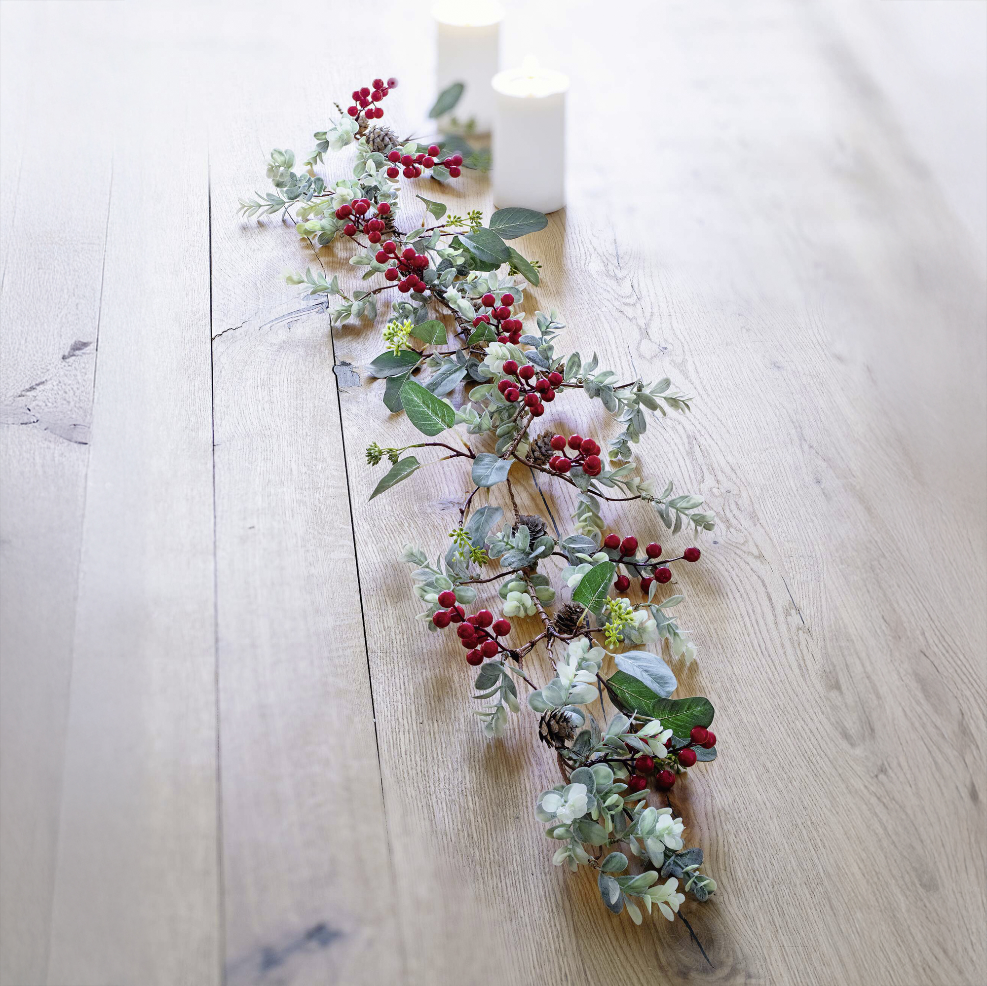 Girlande "Rote Beeren"  im Frank Flechtwaren Online Shop für Girlanden kaufen