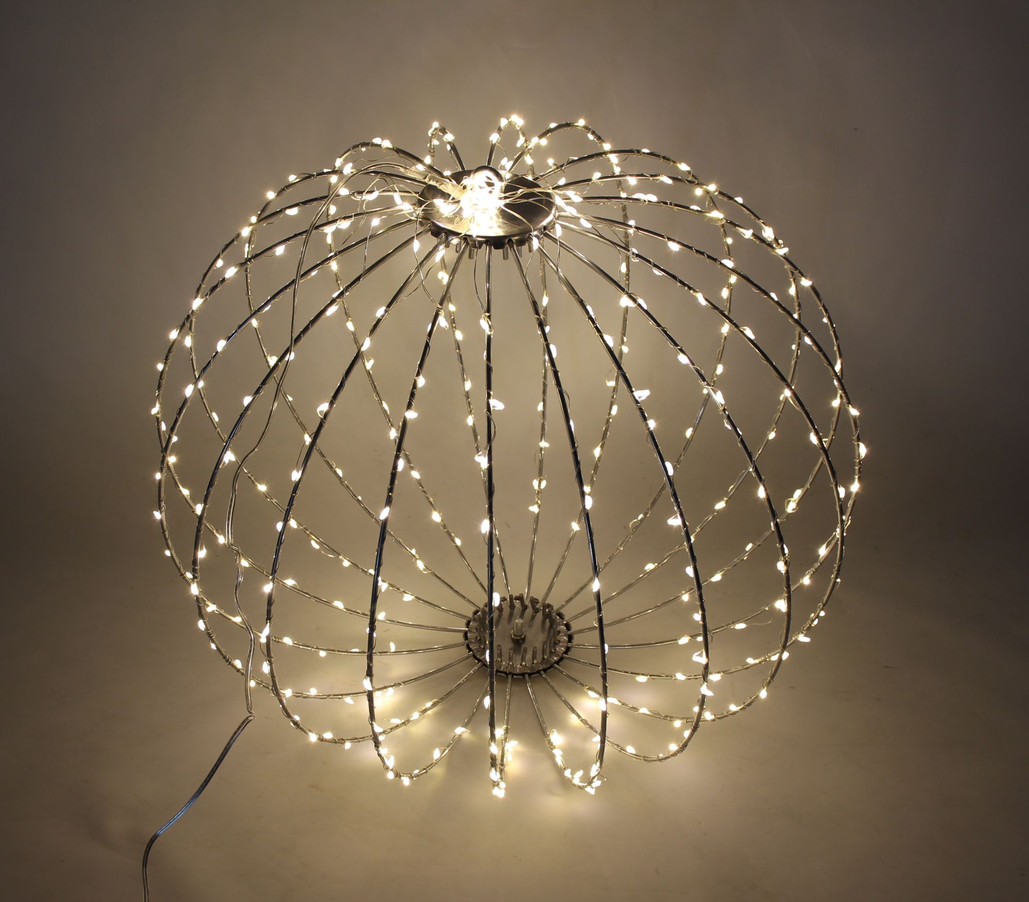 LED-Kugel "Shine", groß im Frank Flechtwaren Online Shop für Weihnachten kaufen LED-Kugel "Shine", groß im Frank Flechtwaren Online Shop für Weihnachten kaufen