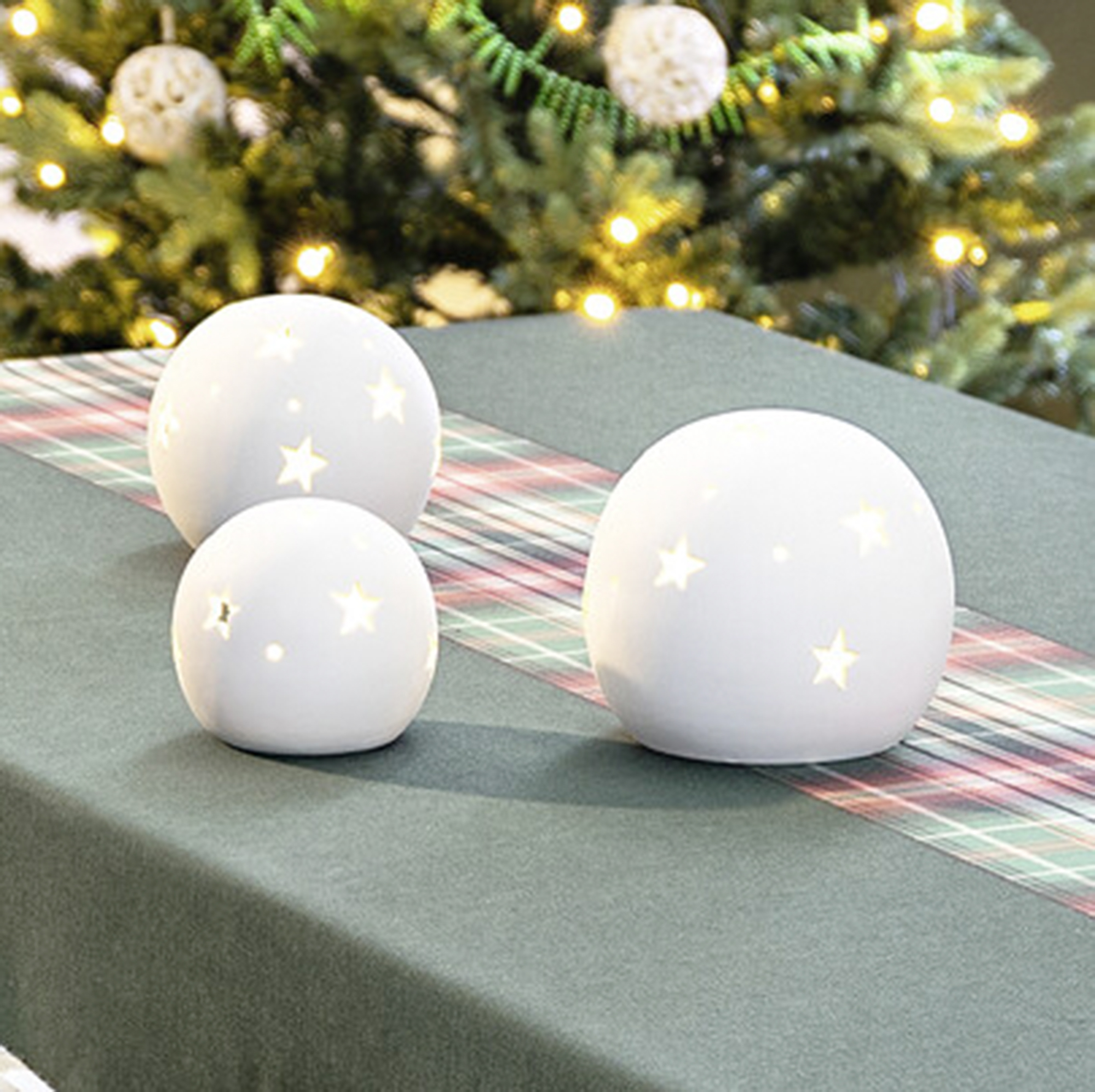 LED-Schneekugel "Sternenhimmel", 3er Set im Frank Flechtwaren Online Shop für Weihnachten kaufen LED-Schneekugel "Sternenhimmel", 3er Set im Frank Flechtwaren Online Shop für Weihnachten kaufen