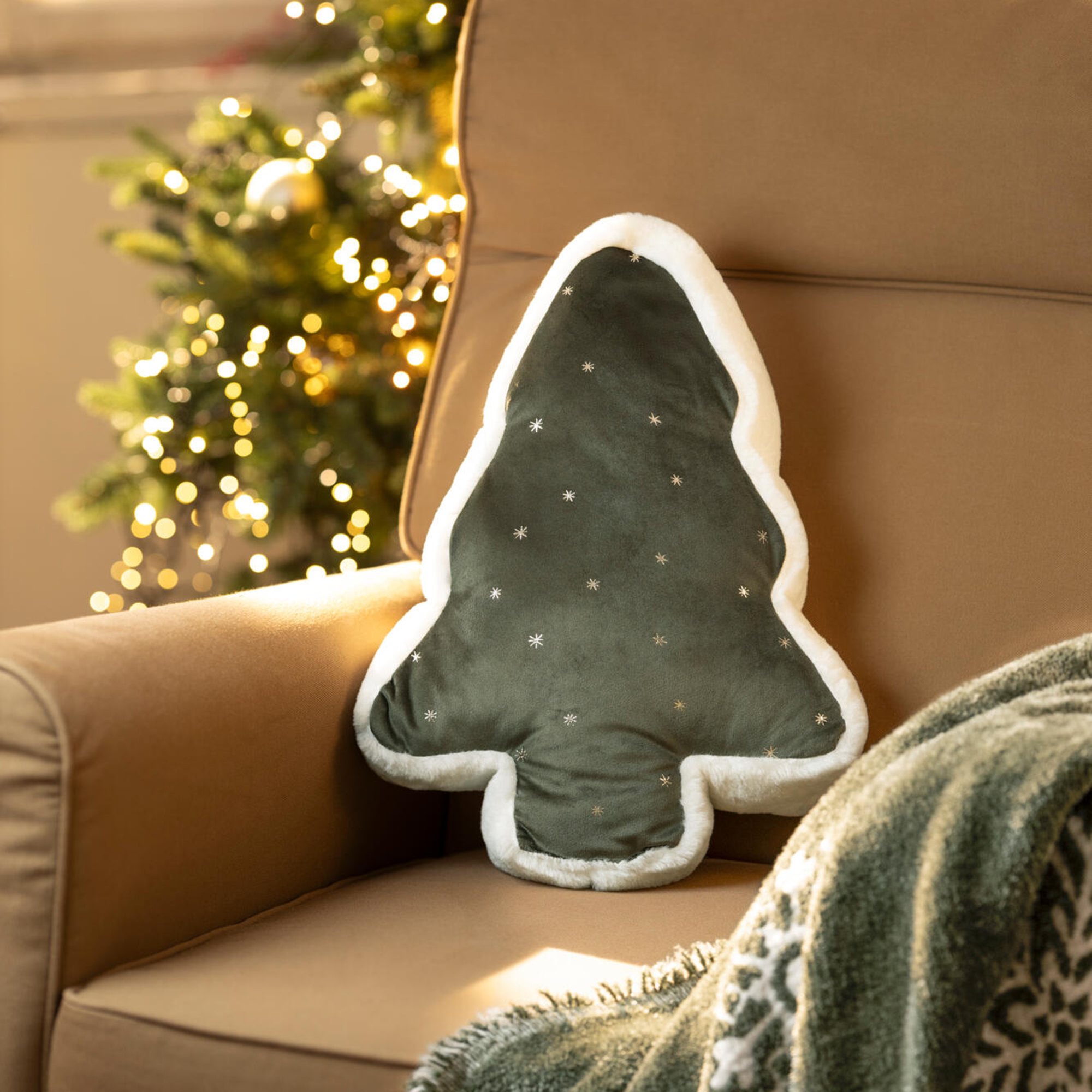 Deko-Kissen "Weihnachtsbaum"  im Frank Flechtwaren Online Shop kaufen